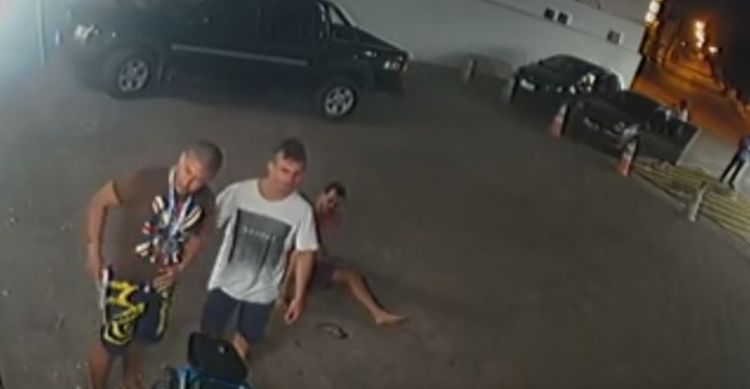 Soldado do CTA agride e atira em servidor público em loja de conveniência